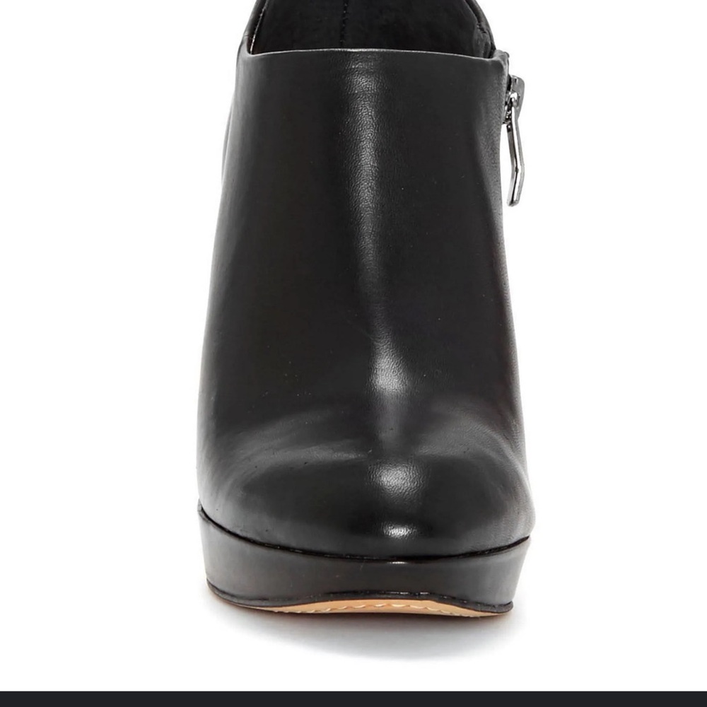 Vince Camuto Elvin Black Heeled Ankle Boots - Picture 12 of 13